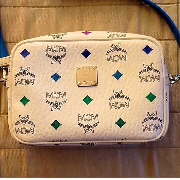 Unlisted - Picture 4 of 5